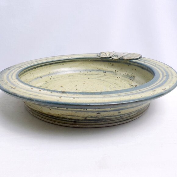 Studio Art Pottery Bowl Vintage Beige Blue Seashell Accents Signed Colby 7" wide - Picture 5 of 11